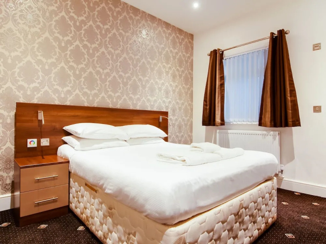 Captivating Apartment For 2 Near Anfield Stadium