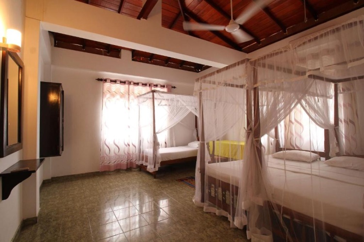 Superior Triple room