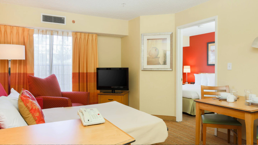 1 Bedroom Suite