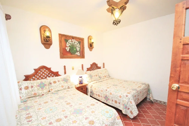 Classic Quadruple room