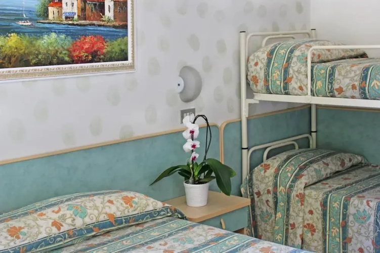 Hotel Flora
