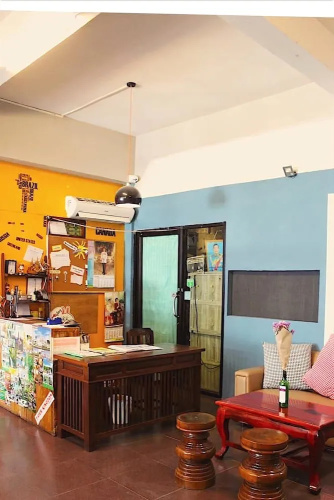 Good Deal Hostel
