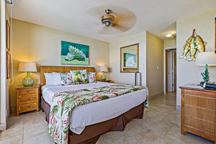 Hololani B703 by Maui Life Realty