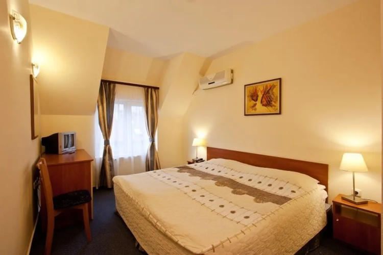 Hotel Cheap