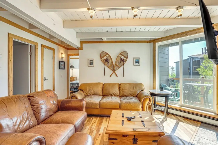 Mtn-view Condo w/ Community Perks in Silverthorne