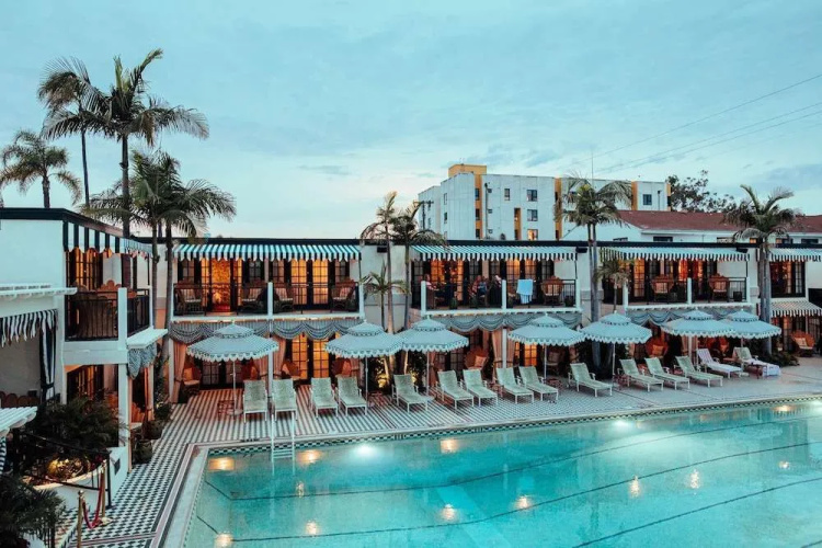 Lafayette Hotel & Suites In San Diego photo 19