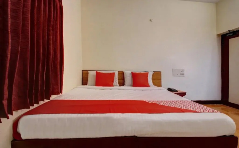 Hotel Radhakrishna by OYO Rooms