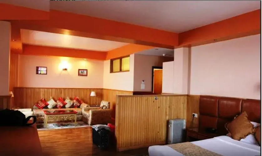 Yarlam Resort