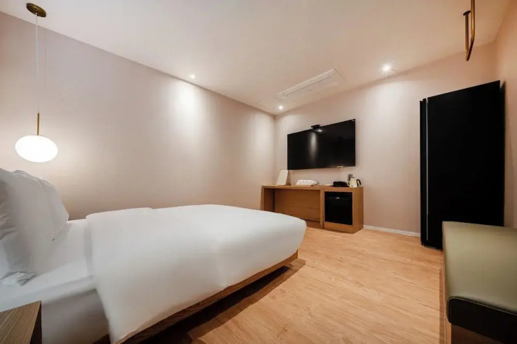 Hotel 23C