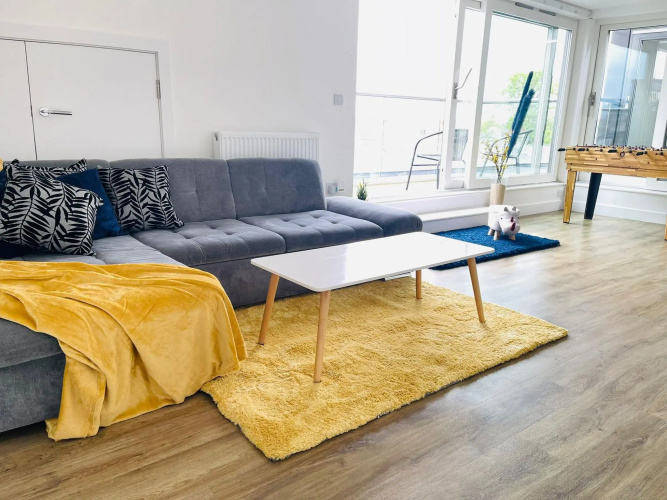 Diamond Penthouse in Cambridge