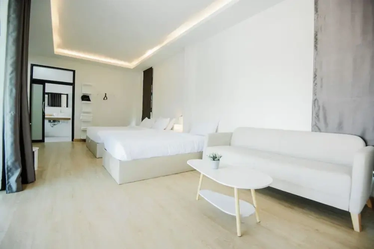 Standard Family room