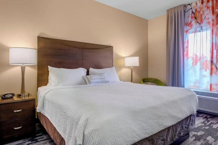 1 Bedroom Suite