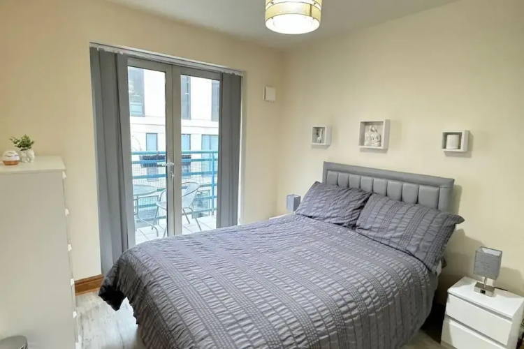 Spacious 2-bed Flat Next to Piccadilly Station