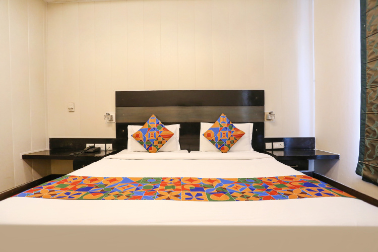Fabhotel Posh Classic