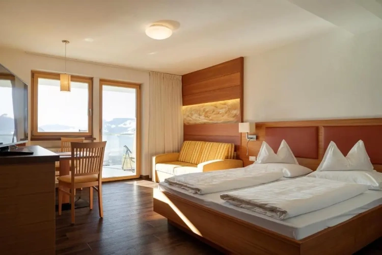 Superior Double room with balcony