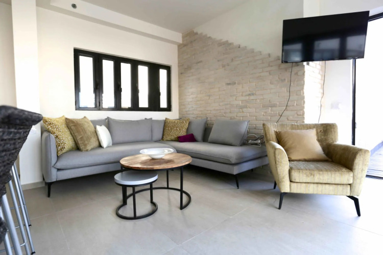 HolyGuest - Harakevet 315 Hotel Overview