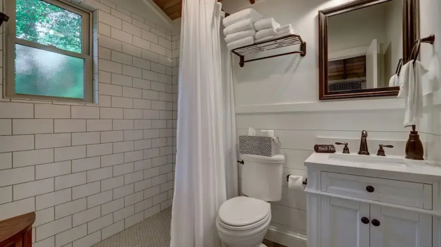 Mountain Laurel Tree House