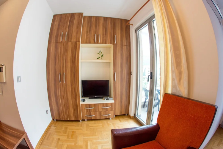 Apartment Bolero