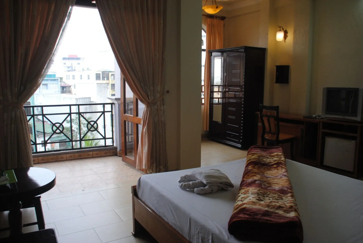 Sunny B Hotel