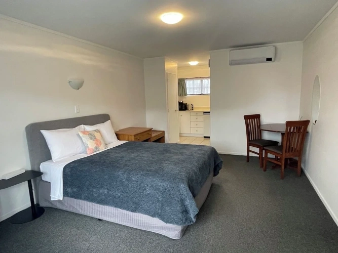 Economy Double Studio