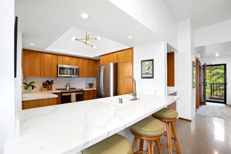 2 Bedrooms Apartment