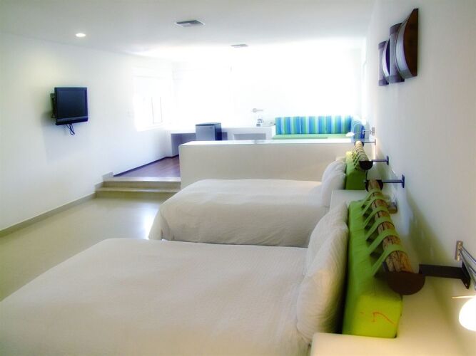 Imagen de Seven Crown Express &amp; Suites Cabo San Lucas
