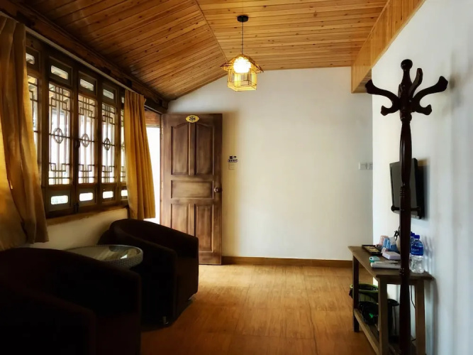 Tourist Courtyard Hotel