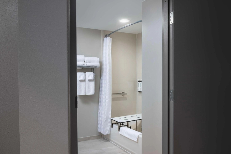 Hyatt Place Chantilly Dulles Airport South photo 11