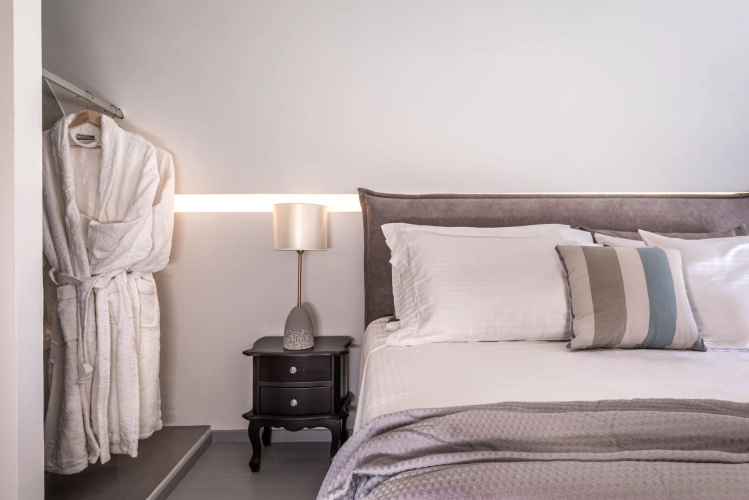 Santa Irina Sunny Loft Suites