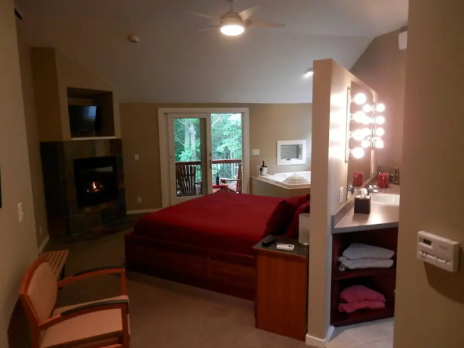 Pigeon Creek Inn