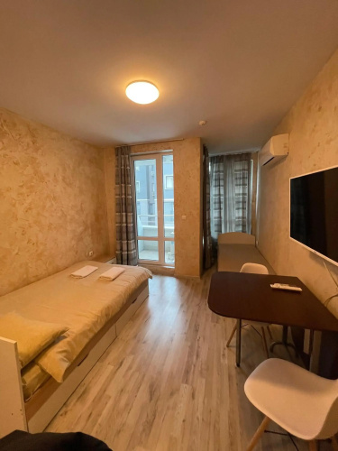 Colonel apartment 838