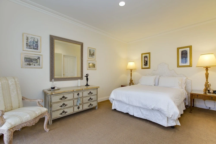 Classic room