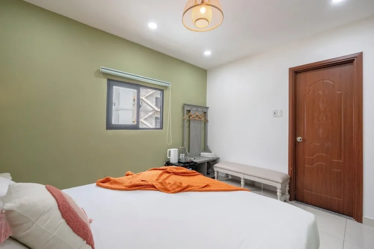 Premier room