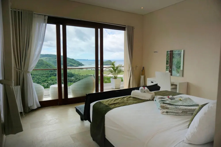 Villa Atas Pelangi