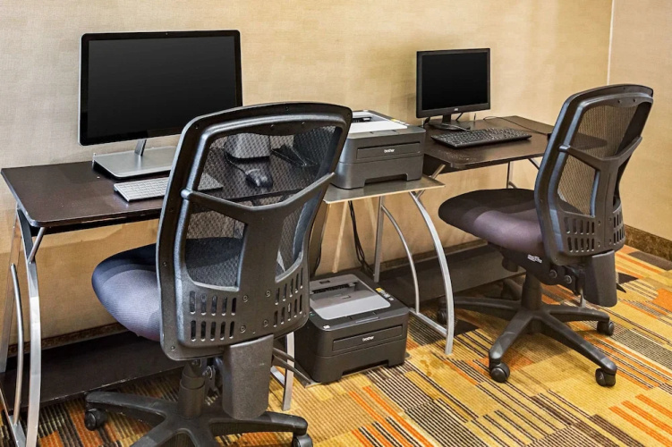 Comfort Inn & Suites