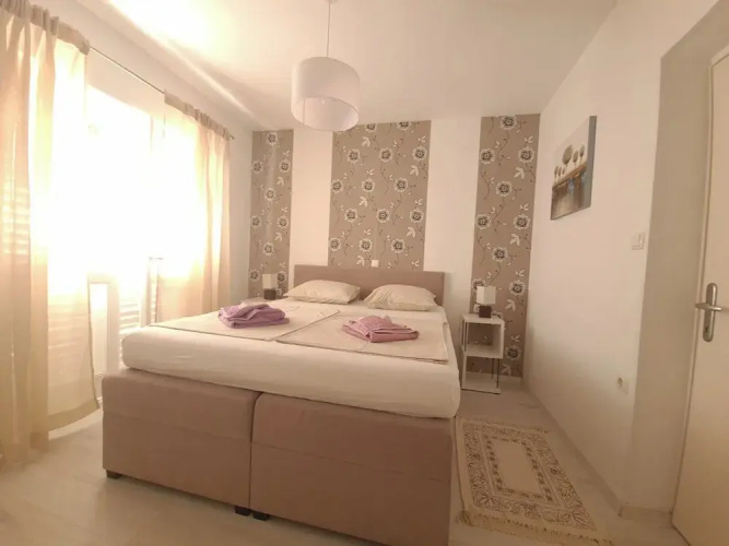 Impeccable 2-bed Apartment in Rab