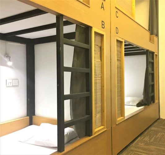 Yama Hotel & Rooftop Bar