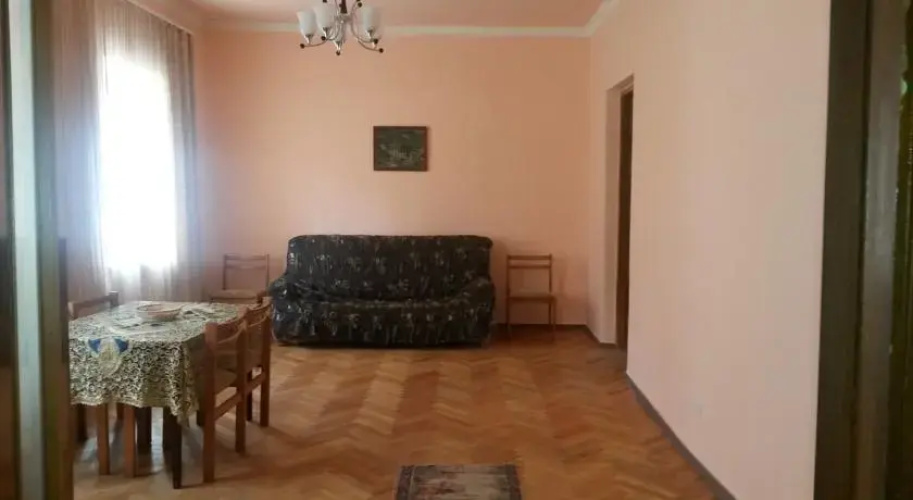 Big House Small Price