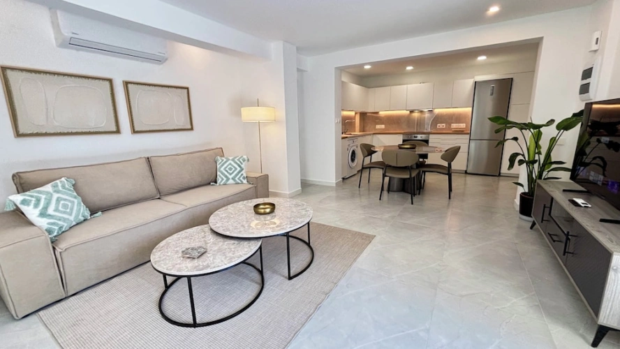 Deluxe Apartment