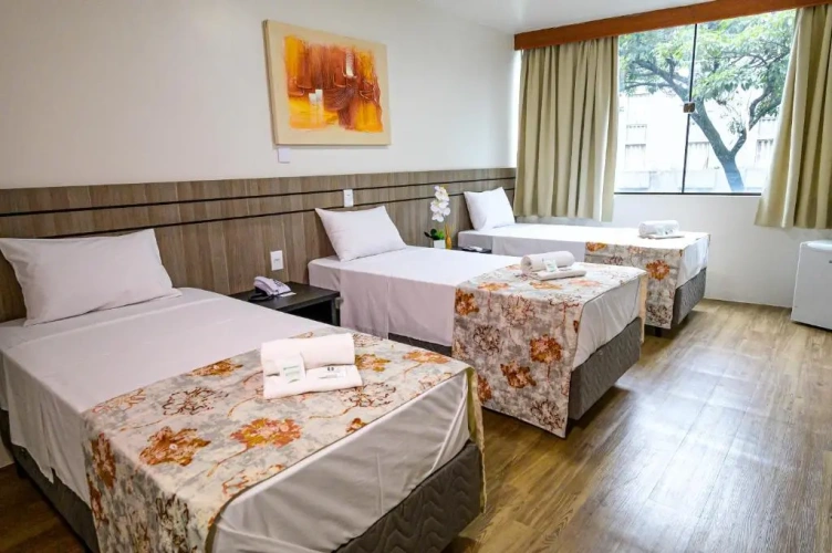 Standard Triple room