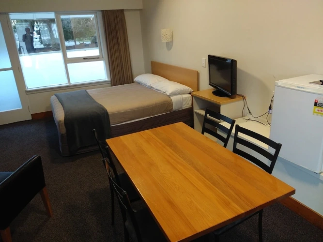 Economy Quadruple room