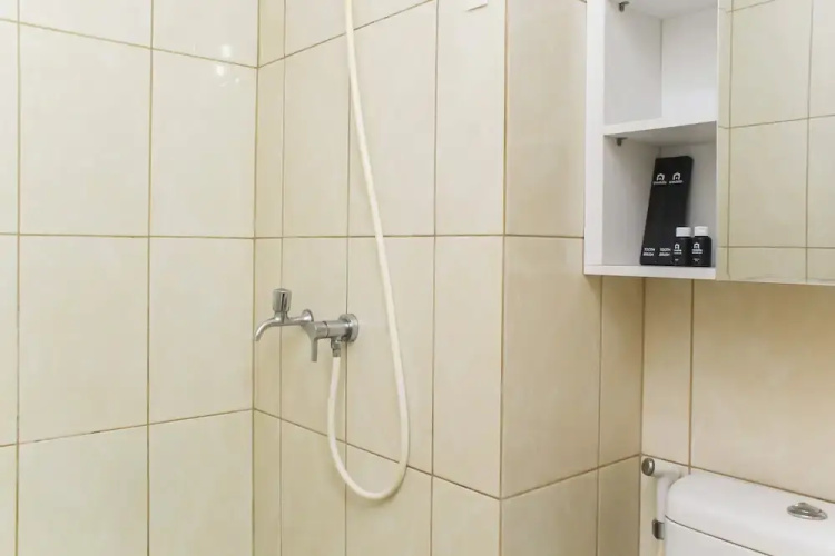 Cozy Studio At Springlake Summarecon Bekasi Apartment