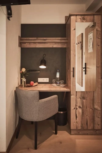 Economy room