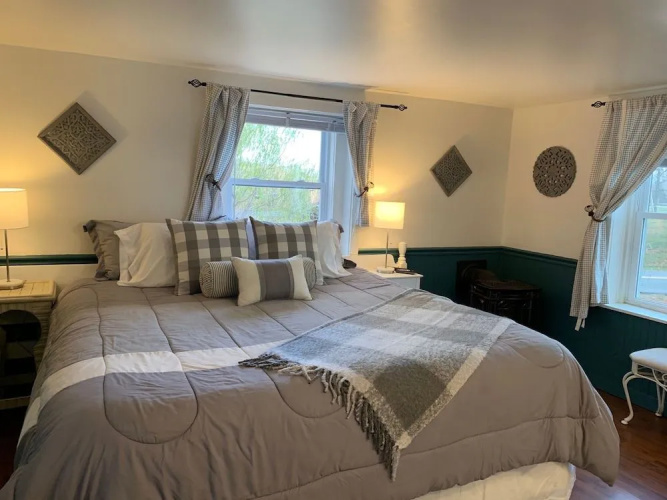 The Birchwood Inn