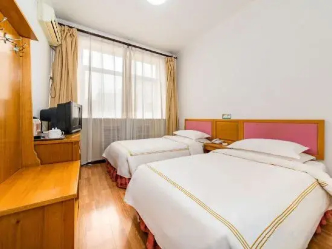 Succeed Hotel