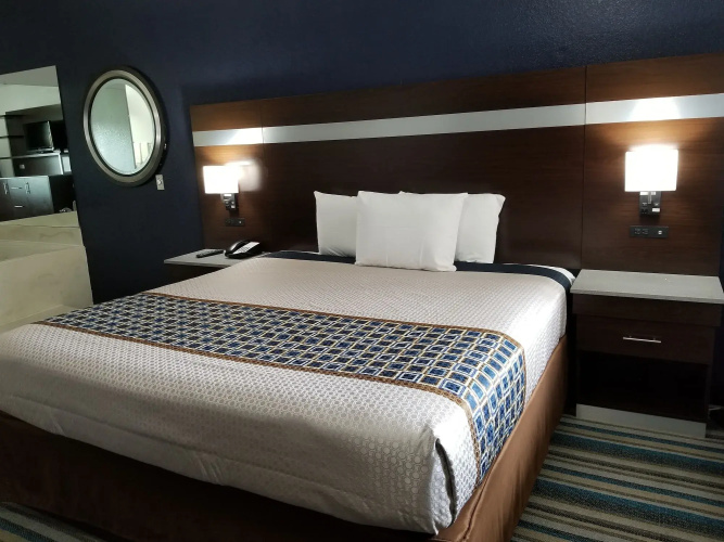 HomeBridge Inn and Suites