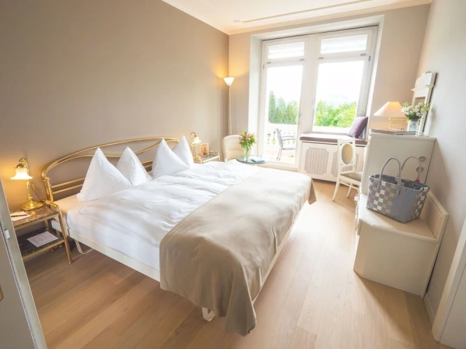 Standard room with balcony
