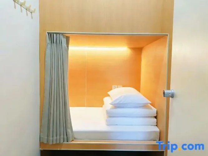 Standard Quadruple room with river view