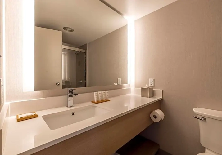 Double Suite with partial view