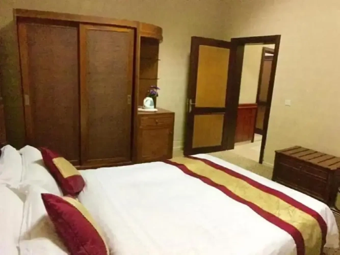 2 Bedrooms Apartment